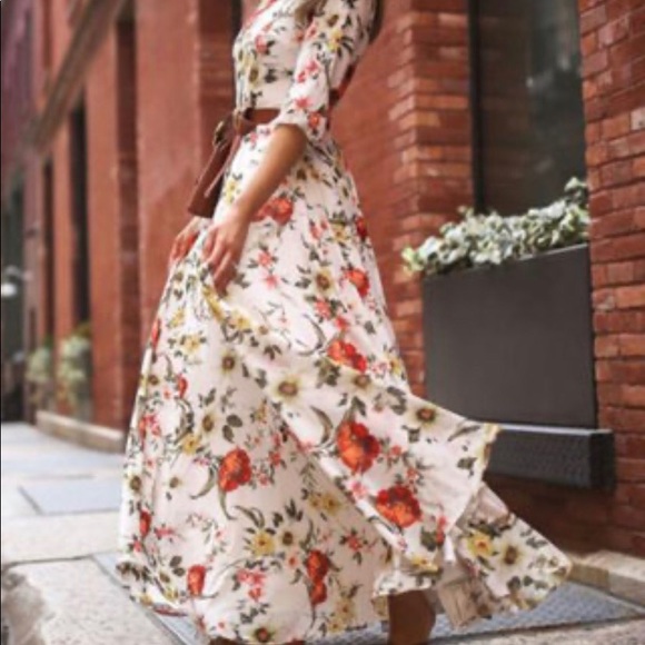 Just Fashion Now Dresses & Skirts - EUC Just Fashion Now floral print date maxi dress